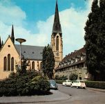 Kamen i..Westf., Kath.Kirche "Zur Heiligen Familie" ngl 305.572