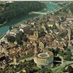 Schaffhausen, Luftbild, Munot, Altstadt und Rhein glum 1970? G4230