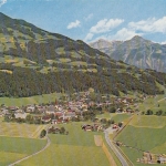 Fügen, Zillertal in Tirol, mit Blick zum Rofan glum 1960? G5049