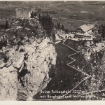Ruine Falkenstein mit Burghotel und Mariengrotte im Allgäu Luftbild gl1940 D2285