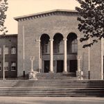 Rostock Schwimmhalle Neptun Außenansicht ngl 170.227