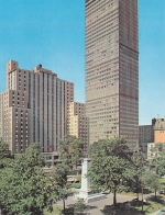 Canada Montréal Dominion Square Park Sheration Laurentien Hotel gl1965 164.201