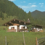 Almhütte auf der Röthelmoos-Alm im Chiemgau ngl E2979