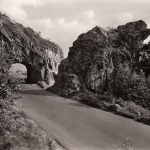 Schlucht - Pass-Straße ngl E3951