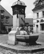Buckow (Märk. Schweiz) Brunnen am Markt ngl 174.467