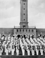 Leipzig Stadion der 100.000, Glockenturm ngl 185.183
