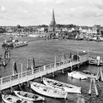 Lübeck-Travemünde Hafen mit Fähre "Mecklenburg" ngl 185.709