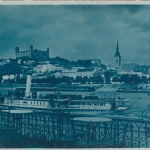 Bratislava, mit Schlossberg ngl F4790