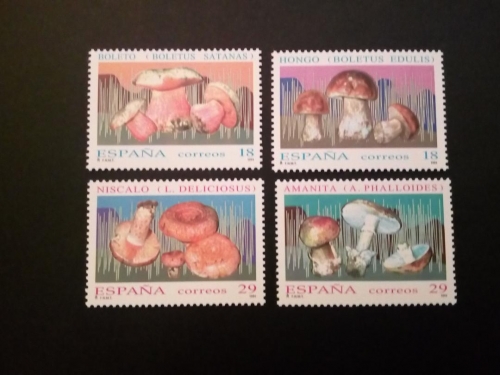 SPANIEN MI-NR. 3140-3143 POSTFRISCH(MINT) PILZE (II) 1994 STEINPILZ KNOLLENBLÄTTERPILZ