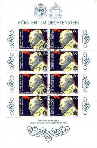 LIECHTENSTEIN MI-NR. 830 GESTEMPELT KLEINBOGEN PAPST JOHANNES PAUL II 1983