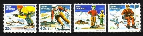 NEUSEELAND MI-NR. 897-900 POSTFRISCH(MINT) WINTERSPORT 1984 SKIFAHREN SESSELLIFT