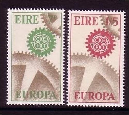 IRLAND MI-NR. 192-193 POSTFRISCH(MINT) EUROPA 1967 ZAHNRÄDER