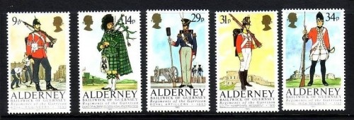 ALDERNEY MI-NR. 23-27 POSTFRISCH(MINT) HISTORISCHE UNIFORMEN 1985