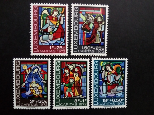 LUXEMBOURG MI-NR. 853-857 POSTFRISCH(MINT) CARITAS 1972 GLASMALEREI
