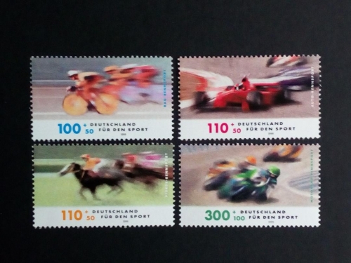 DEUTSCHLAND MI-NR. 2031-2034 POSTFRISCH(MINT) RENNSPORT 1999 RADSPORT AUTO MOTORRAD PFERDERENNEN