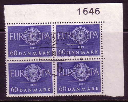 DÄNEMARK MI-NR. 386 o 4er BLOCK EUROPA 1960 - WAGENRAD