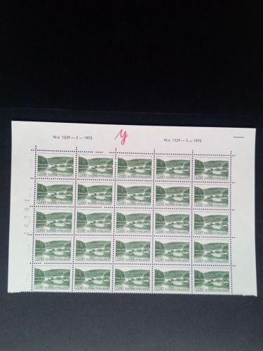 FINNLAND MI-NR. 587-588 y POSTFRISCH BOGENTEIL(25) LANDSCHAFTEN SEEN