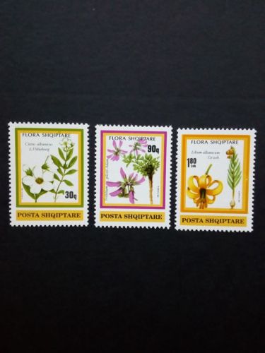 ALBANIEN MI-NR. 2470-2472 POSTFRISCH(MINT) BLÜHENDE PFLANZEN 1991 ZISTROSE LILIE KLEE