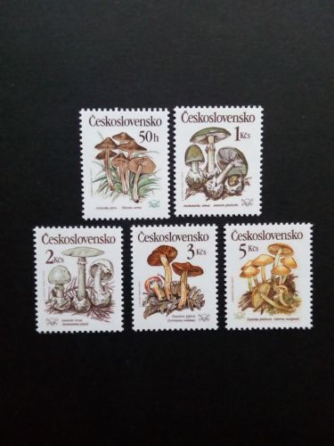 TSCHECHOSLOWAKEI MI-NR. 3017-3021 POSTFRISCH(MINT)) GIFTPILZE 1989