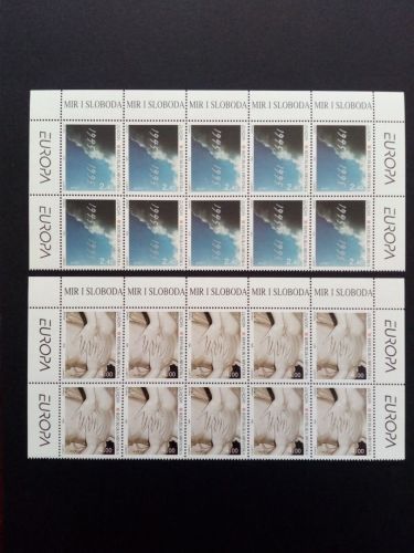 KROATIEN MI-NR. 319-320 POSTFRISCH(MINT) BOGENTEIL(10) EUROPA 1995 FRIEDEN und FREIHEIT SKULPTUR