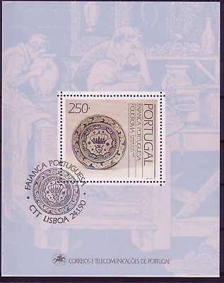 PORTUGAL BLOCK 69 GESTEMPELT(USED) FAYENCEN TELLER 1990