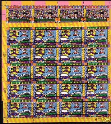 UNO WIEN MI-NR 300-301 GESTEMPELT(USED) KLEINBOGENSATZ BILDUNG ROMERO BRITTO 1999