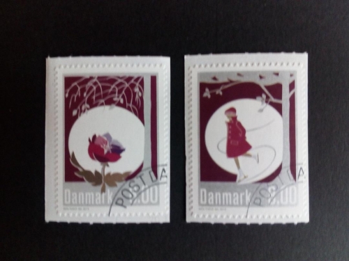 DÄNEMARK MI-NR. 1758-1759 C o WEIHNACHTSILLUSTRATIONEN 2013 CHRISTROSE SCHLITTSCHUHLÄUFERIN