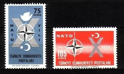 TÜRKEI MI-NR. 1830-1831 POSTFRISCH(MINT) 10 JAHRE TÜRKEI IN DER NATO 1962