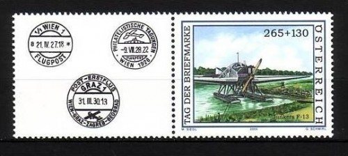 ÖSTERREICH MI-NR. 2532 POSTFRISCH(MINT) TAG DER BRIEFMARKE 2005 FLUGZEUG ZIERFELD LINKS