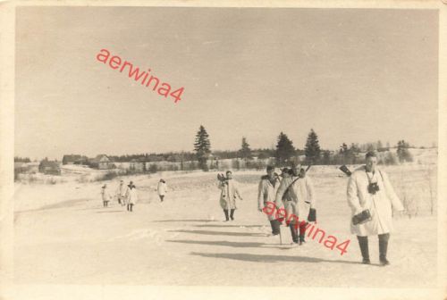 Deutsche Soldaten im Partisanen Einsatz Wintertarn Leningrad Russland Ostfront
