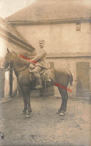Fotokarte 1.WK deutscher Soldat auf Pferd mit Säbel