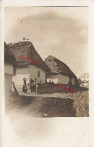 Foto-AK 1.WK deutscher Soldat poln.Frauen in Soanki Gorne Galizien