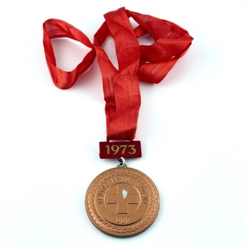 DDR Medaille Deutsches Rotes Kreuz 1973 Bronze 3. Platz Halsband