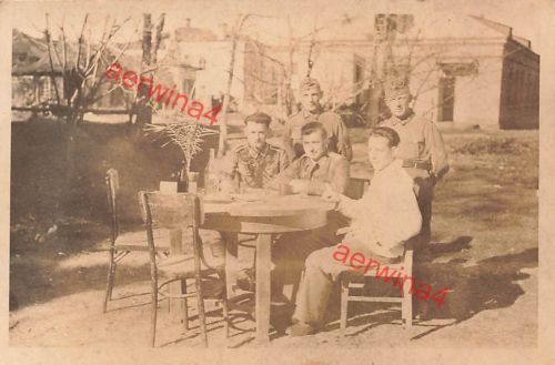 Deutsche Soldaten feiern 1941/42 Kaserne Odessa Ukraine Ostfront