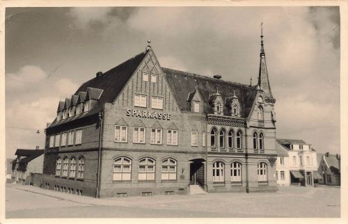 AK Bredstedt Marktplatz Rathaus Sparkasse Kirche Schleswig-Holstein 1952