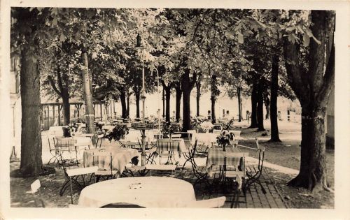 AK DDR Grünheide Hotel Restaurant am Peetzsee Garten Brandenburg 1957 Postkarte