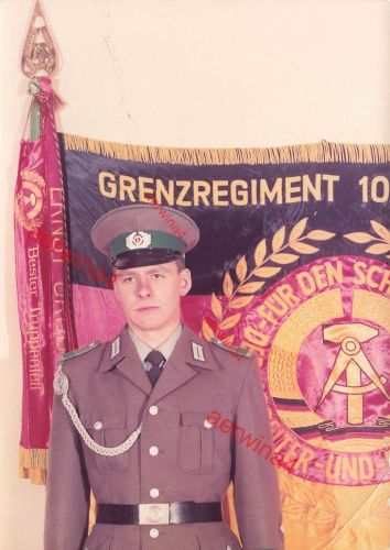 DDR NVA GT Foto Truppenfahne Grenzregiment 10 Ernst Grube Plauen Grenztruppen