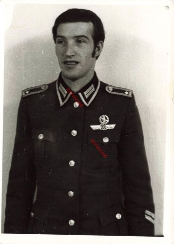 DDR NVA GT Foto Portrait Unteroffizier Feldwebel Leistungsabzeichen Grenztruppen
