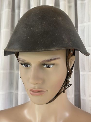 DDR NVA Stahlhelm Größe I 1957 3 Nieten