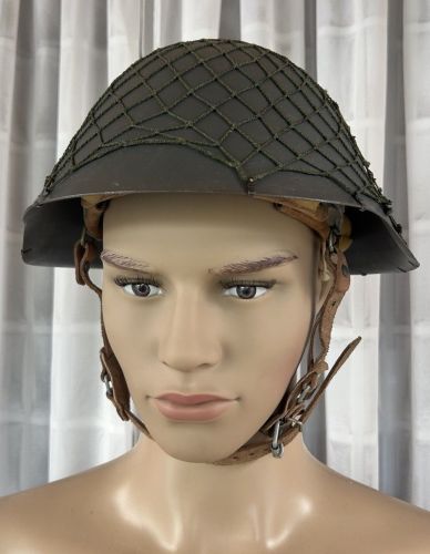 DDR NVA Stahlhelm mit Tarnnetz Größe II 1972