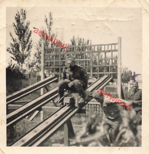 Deutsche Soldaten im sowjetischen Kulturpark Dnjepropetrowsk Ostfront 1941
