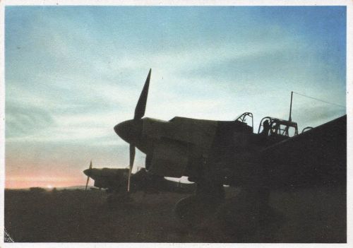 Postkarte WW2 Junkers Ju 87 Stuka auf Flugplatz