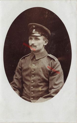 Fotokarte 1.WK Portrait deutscher Soldat Schulterklappe 100 Posen
