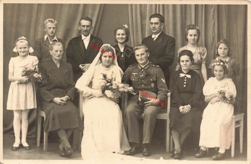 Foto WW2 Hochzeitfoto Soldat Obergefreiter mit Auszeichnung Großfoto