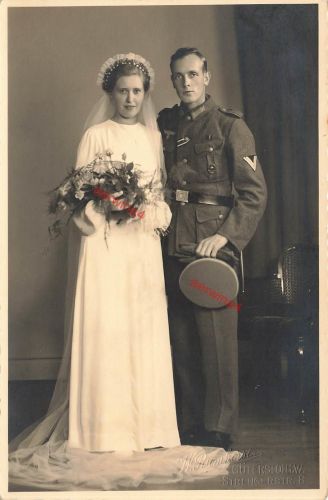 Hochzeitfoto Deutscher Soldat Obergefreiter VWA Auszeichnung Gütersloh Großfoto