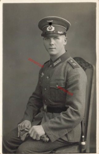 Foto WW2 Portrait Deutscher Soldat Schulterklappe 22 Großfoto