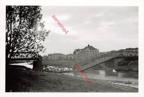 Zerstörte San Brücke in Przemyśl Polen