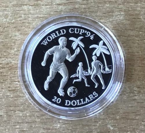 Kiribati 20 Dollars 1993 Spieler am Strand Fußball PP Silbermünze Zertifikat