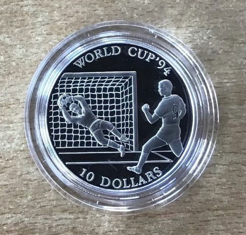 Cook -Inseln 10 Dollars 1992 Torszene Fußball PP Silbermünze Mit Zertifikat