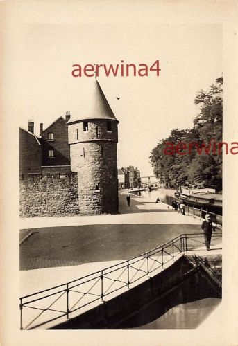 Boote an der Festung in Maastricht Holland